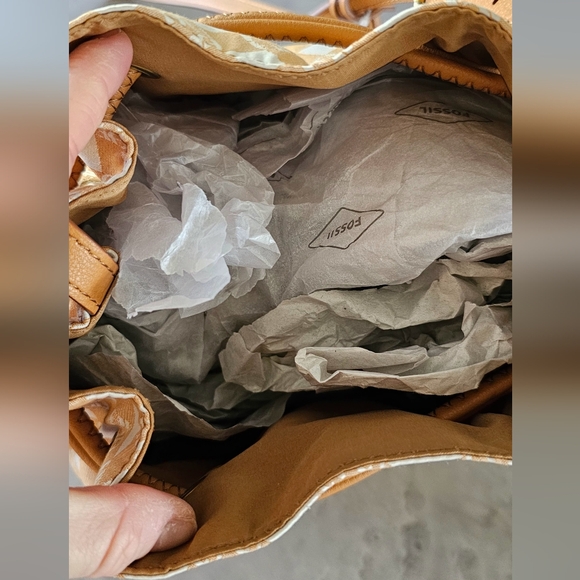 Fossil BNWT Rayna Drawstring Bag - Picture 4 of 9